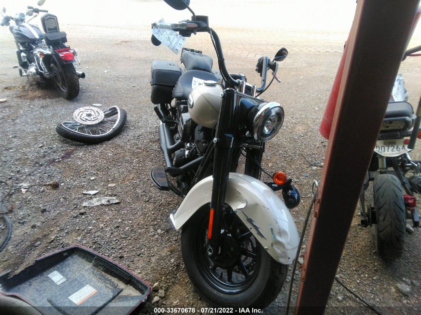 2022 HARLEY-DAVIDSON FLHCS 1HD1YBK17NB013899