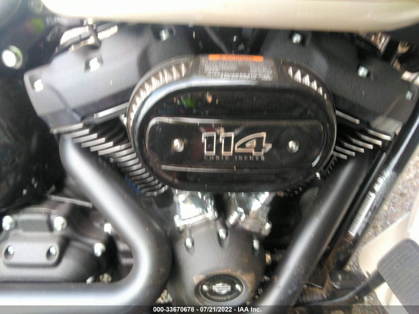 2022 HARLEY-DAVIDSON FLHCS 1HD1YBK17NB013899
