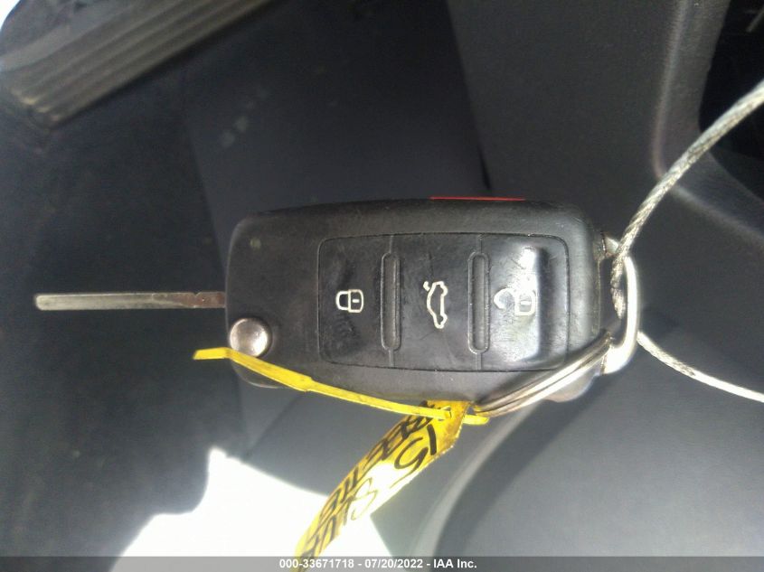 2015 VOLKSWAGEN BEETLE COUPE 1.8T 3VWF17AT1FM647051