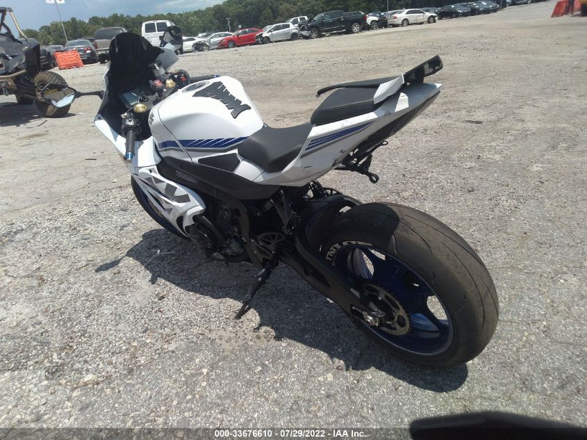 2018 SUZUKI GSX-R1000 JS1DM11B6J2100003
