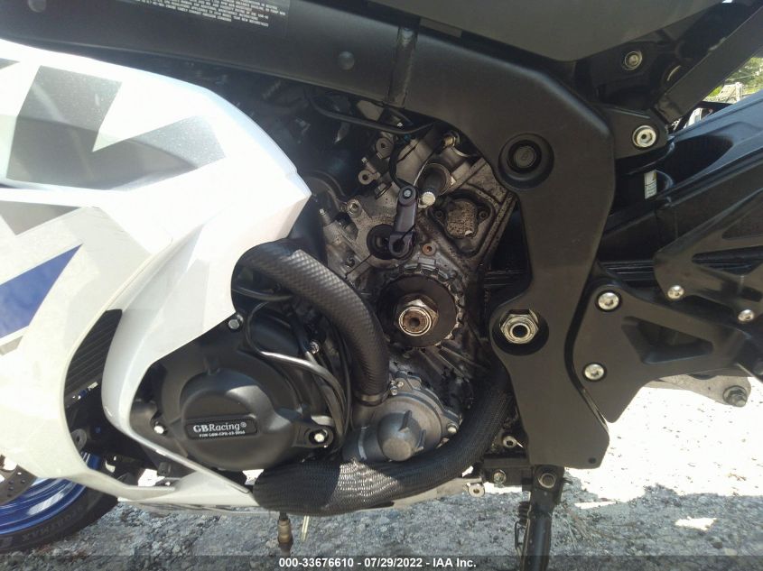 2018 SUZUKI GSX-R1000 JS1DM11B6J2100003