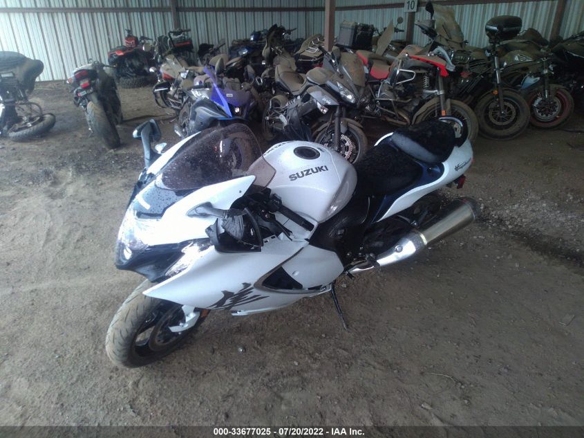 2022 SUZUKI GSX1300 RR JS1EJ11B0N7101945