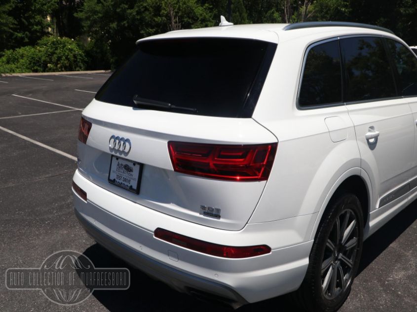 2017 AUDI Q7 PREMIUM PLUS WA1LAAF70HD008716