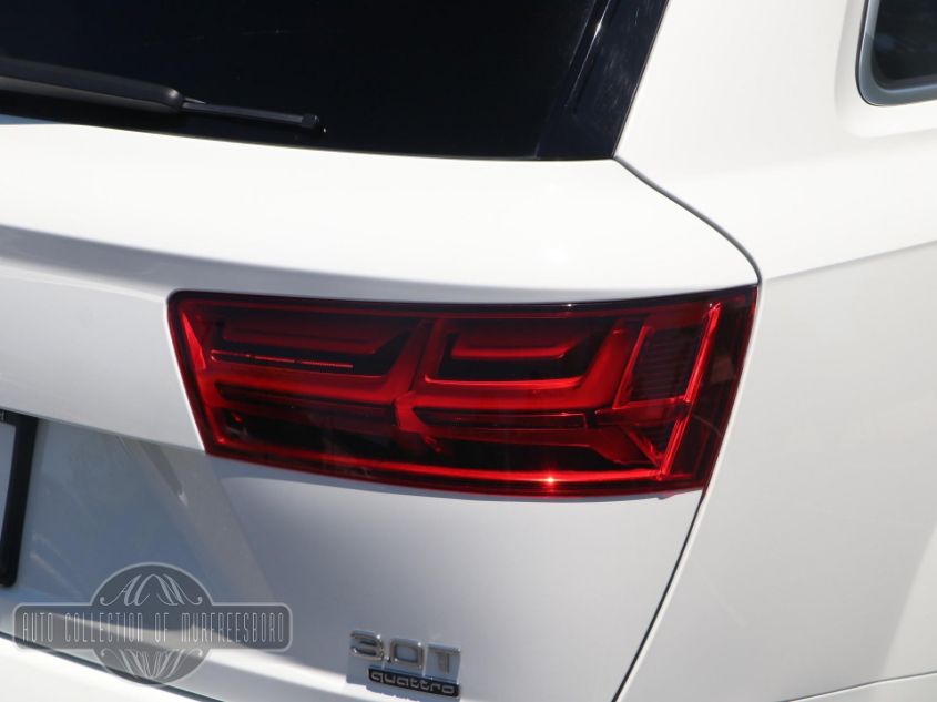 2017 AUDI Q7 PREMIUM PLUS WA1LAAF70HD008716