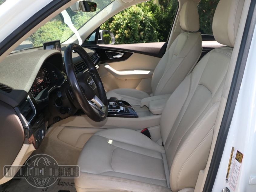 2017 AUDI Q7 PREMIUM PLUS WA1LAAF70HD008716