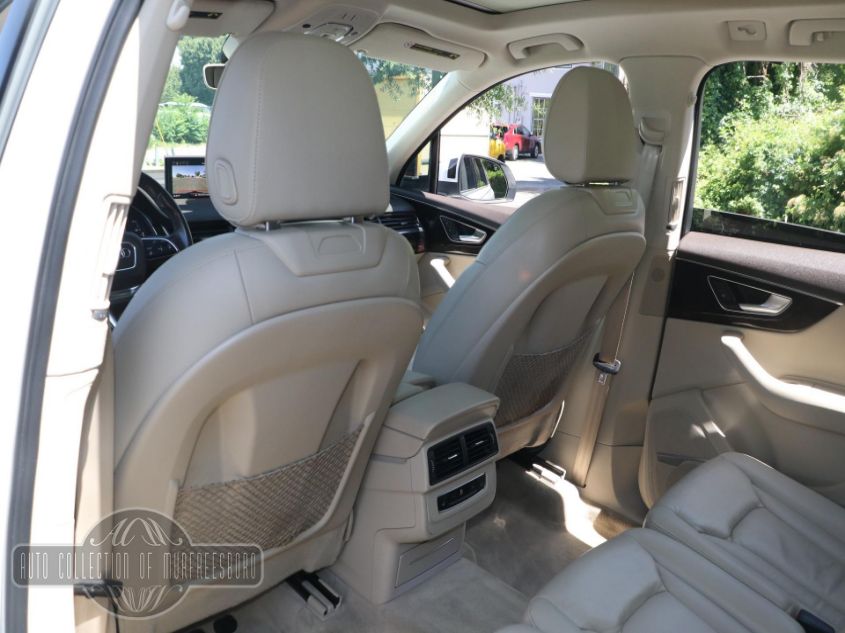 2017 AUDI Q7 PREMIUM PLUS WA1LAAF70HD008716