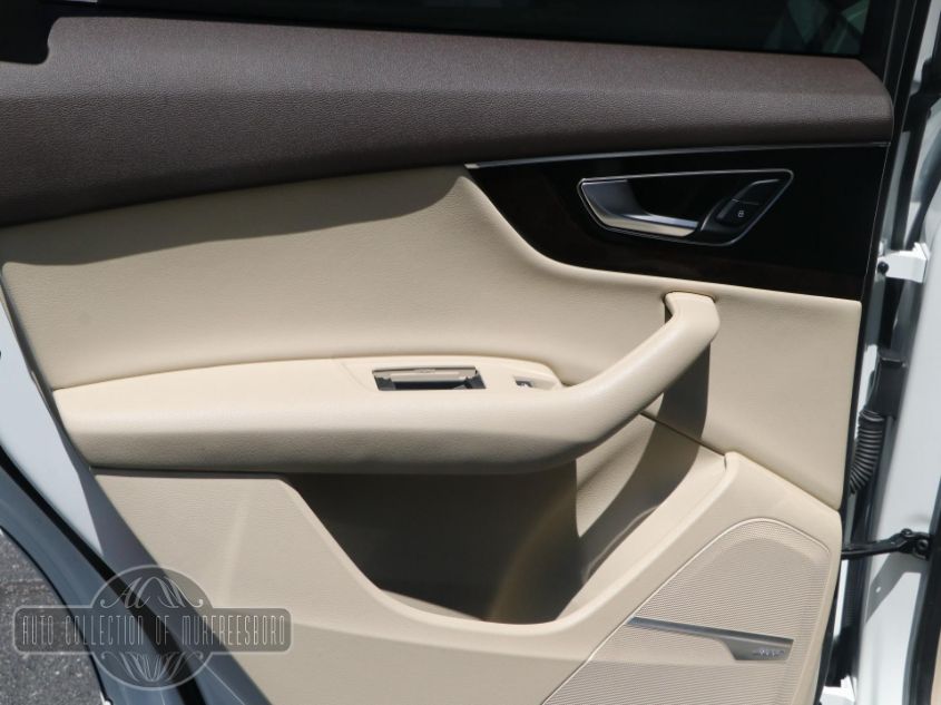 2017 AUDI Q7 PREMIUM PLUS WA1LAAF70HD008716