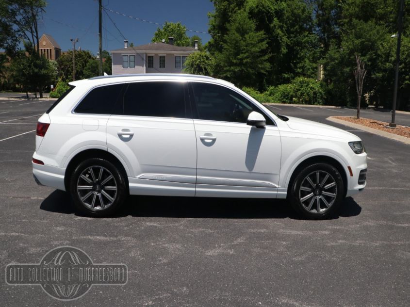 2017 AUDI Q7 PREMIUM PLUS WA1LAAF70HD008716