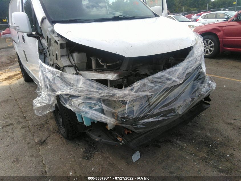 2015 NISSAN NV200 SV 3N6CM0KN2FK733885