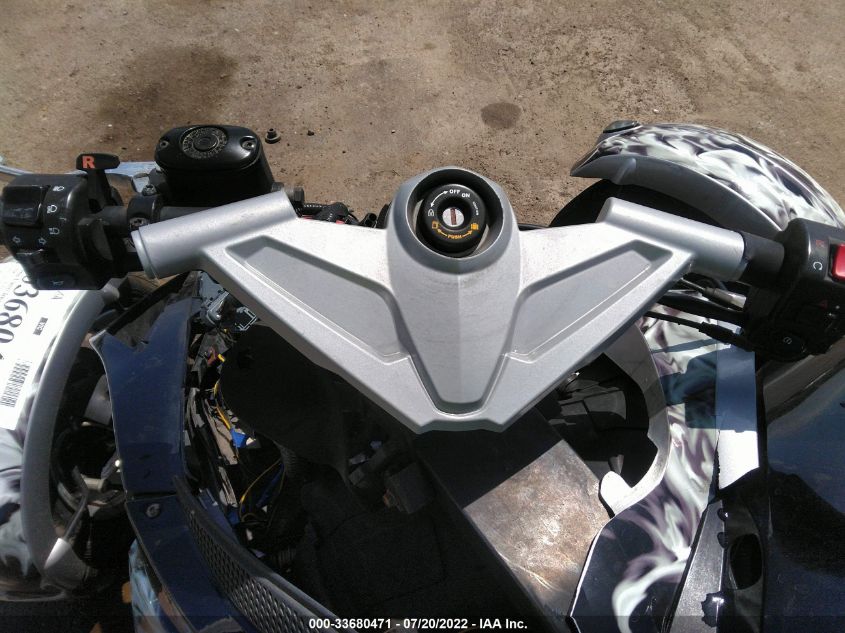 2008 CAN-AM SPYDER ROADSTER RS 2BXJAWA1X8V004142