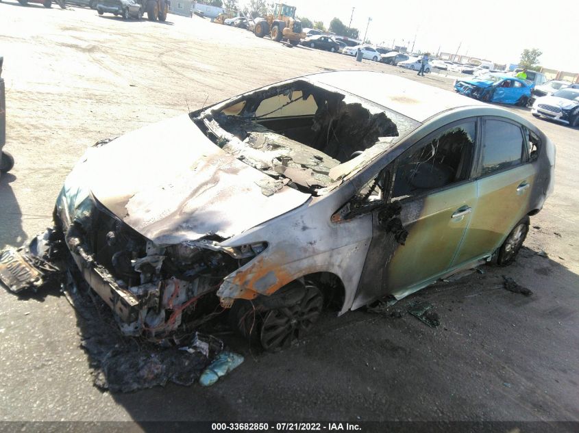 2013 TOYOTA PRIUS PLUG-IN JTDKN3DPXD3034082