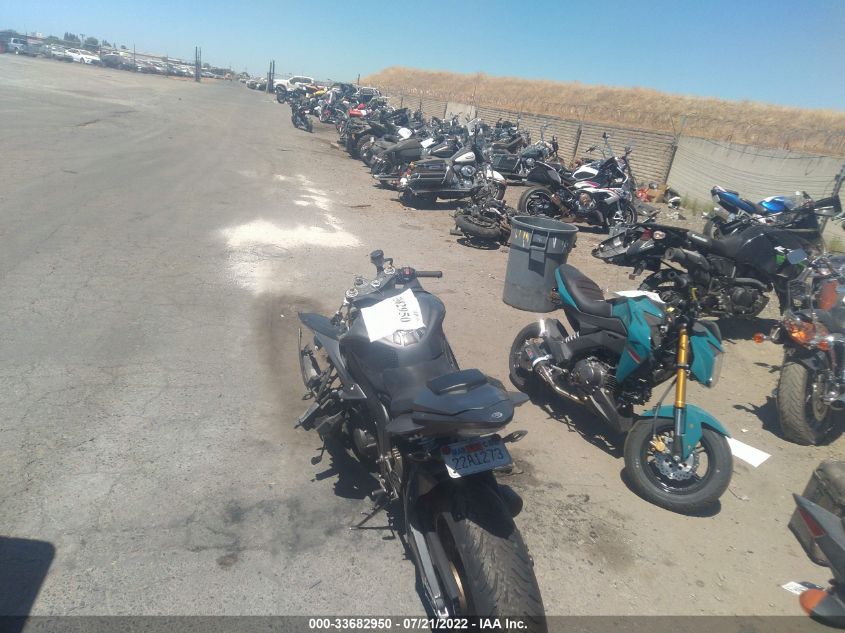 2014 YAMAHA YZFR6 C JYARJ16YXEA007686