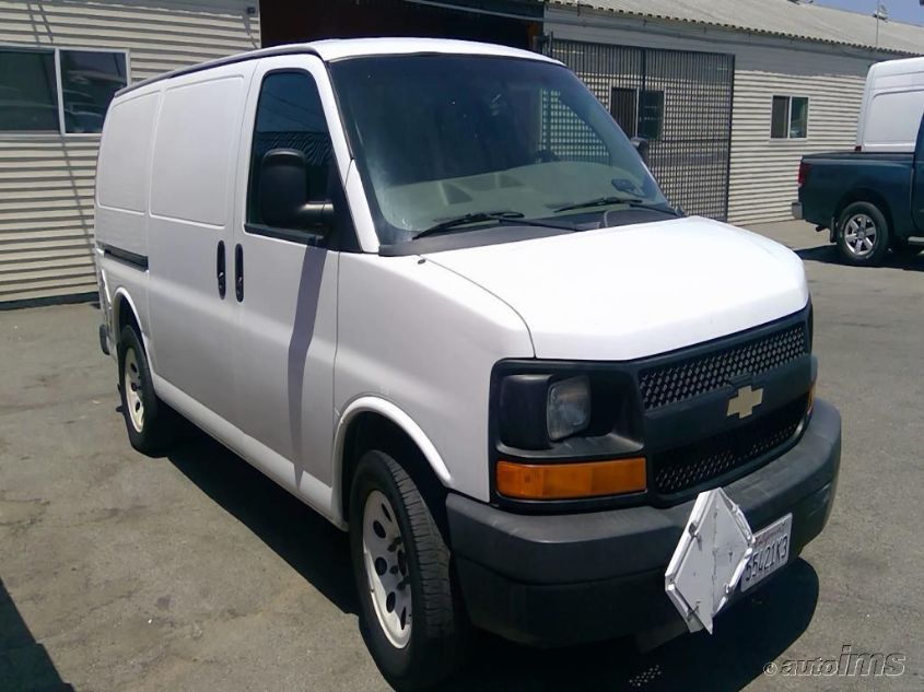 2013 CHEVROLET EXPRESS G1500 1GCSHAF47D1174133