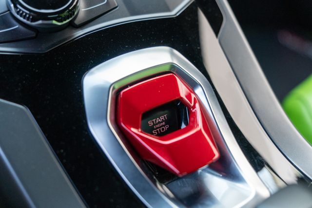 2017 LAMBORGHINI HURACAN ZHWUC2ZF2HLA06656