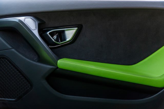 2017 LAMBORGHINI HURACAN ZHWUC2ZF2HLA06656