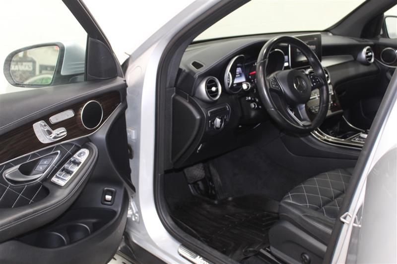2016 MERCEDES-BENZ GLC GLC 300 WDC0G4KB3GF088285