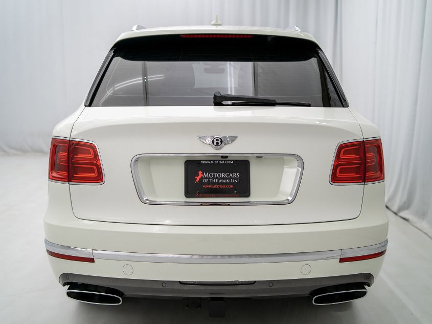 2018 BENTLEY BENTAYGA W12 SIGNATURE SJAAC4ZV7JC017459
