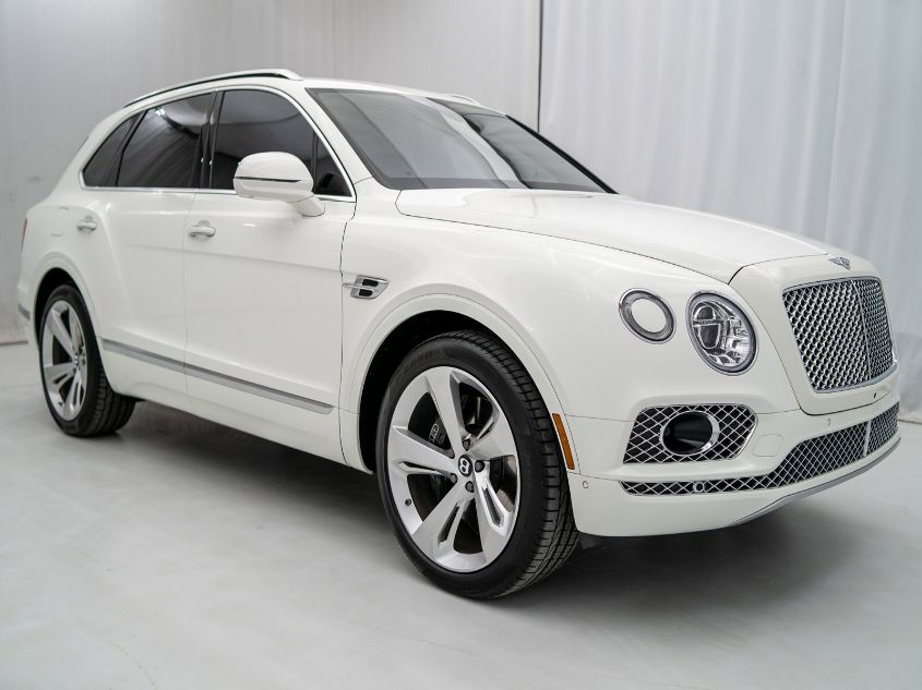 2018 BENTLEY BENTAYGA W12 SIGNATURE SJAAC4ZV7JC017459