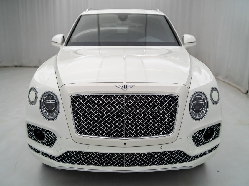 2018 BENTLEY BENTAYGA W12 SIGNATURE SJAAC4ZV7JC017459