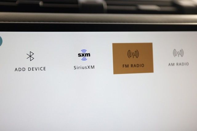 2022 LAND ROVER DEFENDER 110 X-DYNAMIC HSE SALE37RU3N2085285