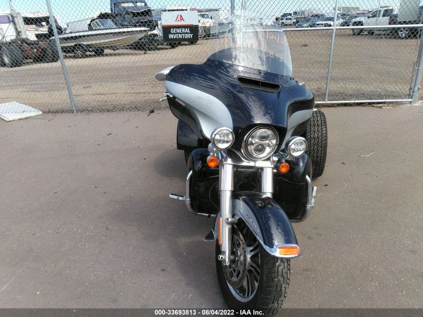 2019 HARLEY-DAVIDSON FLHTCUTG 1HD1MAF19KB850746