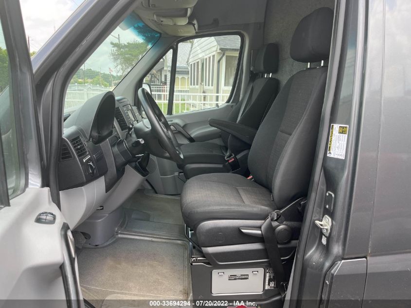2016 MERCEDES-BENZ SPRINTER CARGO VANS WD3PE8DD3GP274008