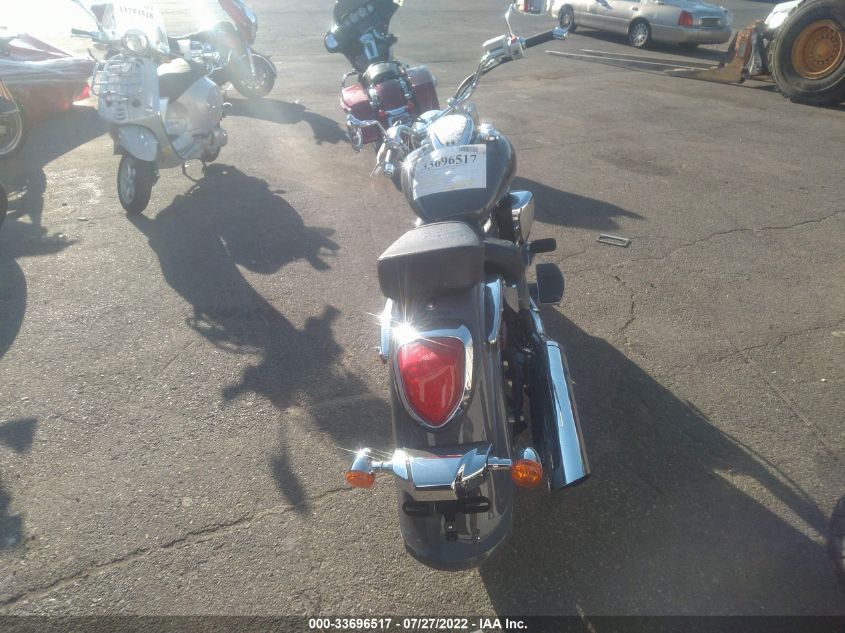 2022 SUZUKI VL800 M/TM JS1VS55AXN7100436