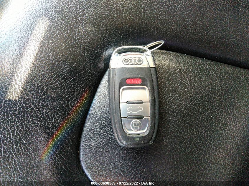 2015 AUDI A4 PREMIUM WAUBFAFL0FN016268