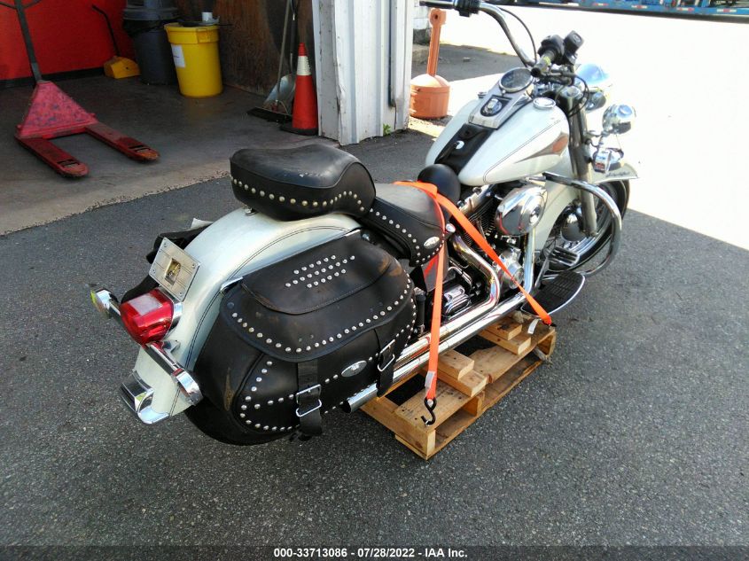 2000 HARLEY-DAVIDSON FLSTC 1HD1BJY18YY077048