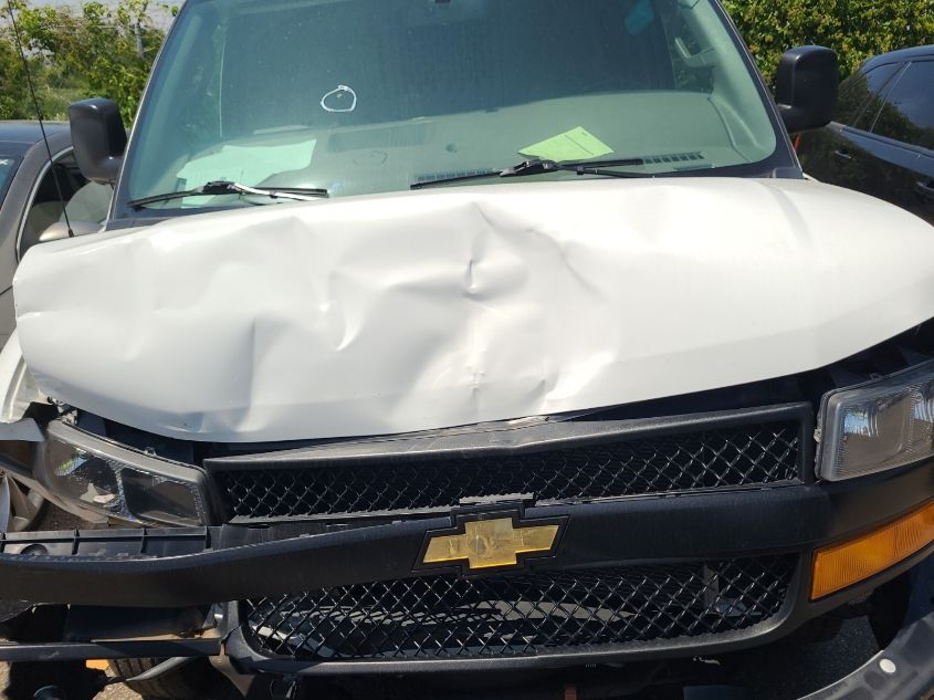 2019 CHEVROLET EXPRESS G2500 1GCWGAFP6K1367515