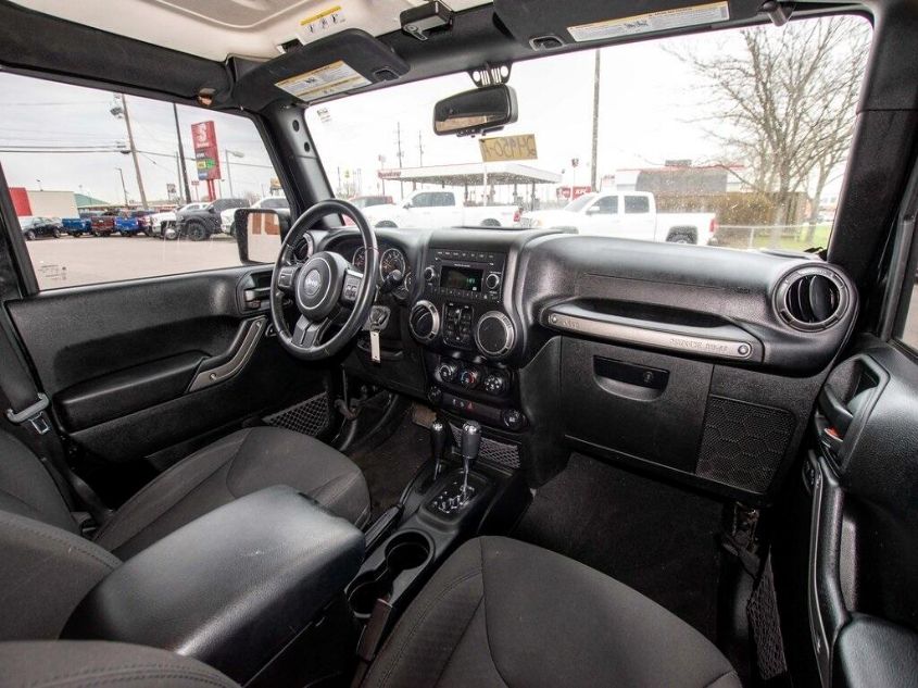 2018 JEEP WRANGLER JK UNLIMITED SPORT S 1C4HJWDG5JL938392