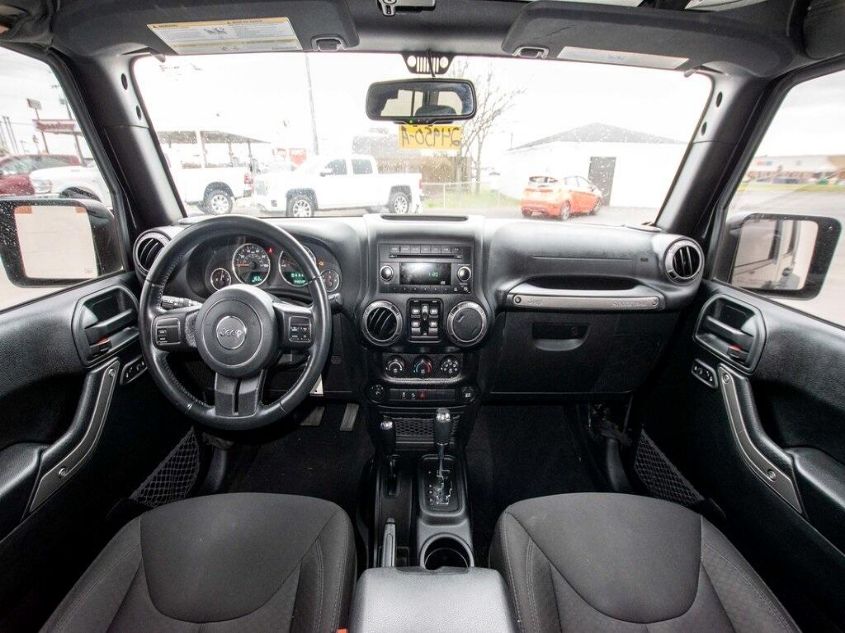 2018 JEEP WRANGLER JK UNLIMITED SPORT S 1C4HJWDG5JL938392