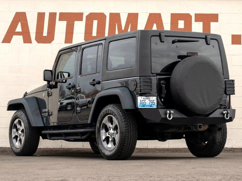 2018 JEEP WRANGLER JK UNLIMITED SPORT S 1C4HJWDG5JL938392
