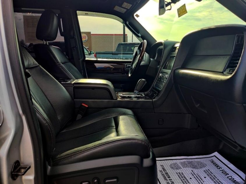 2017 LINCOLN NAVIGATOR RESERVE 5LMJJ2LT8HEL01903