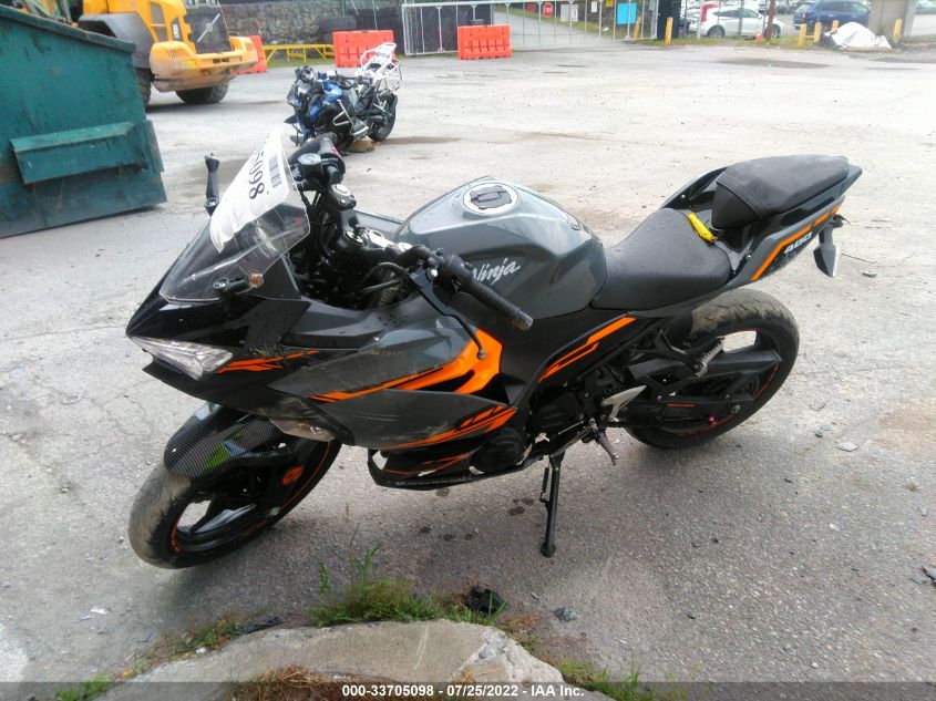 2018 KAWASAKI EX400 JKAEXKG1XJDA11185