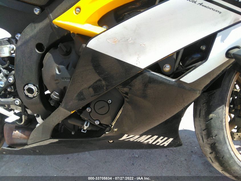 2016 YAMAHA YZFR6 JYARJ16E6GA036417