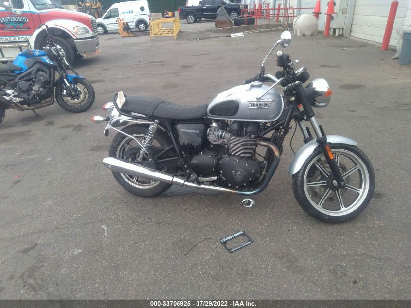 2014 TRIUMPH MOTORCYCLE BONNEVILLE SMT900K14ET643455