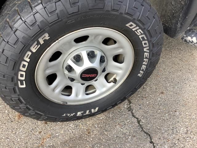 2018 GMC SIERRA 2500HD 1GT22REY5JZ253382