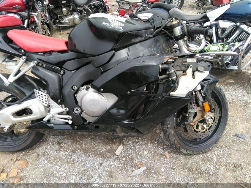 2004 HONDA CBR600 RR JH2PC37114M100927