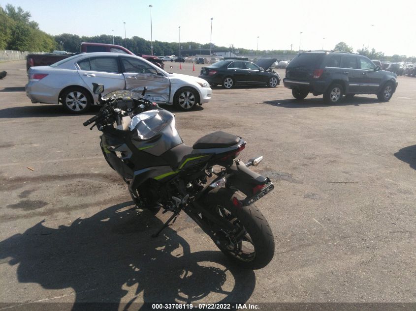 2021 KAWASAKI EX400 JKAEXKG18MDAE0748