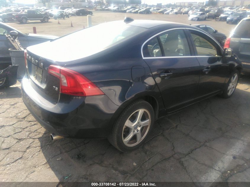 2013 VOLVO S60 T5 YV1612FS2D2205092