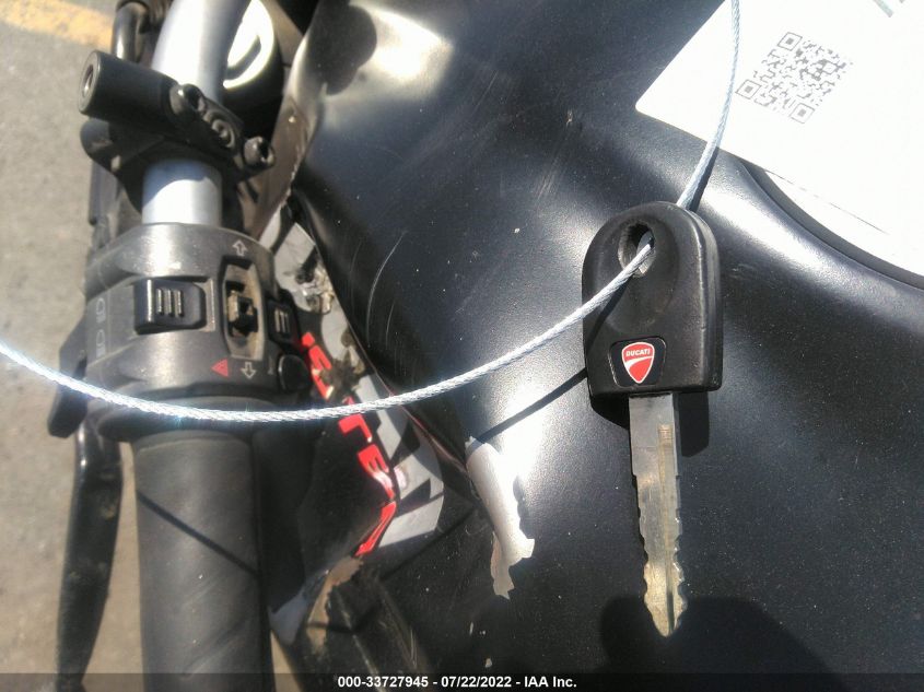 2015 DUCATI MONSTER 821 ZDM1RBTS7FB007631