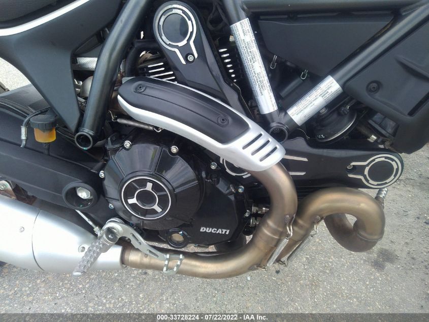 2021 DUCATI SCRAMBLER DESERT SLED ML0KAFPM6MT004897