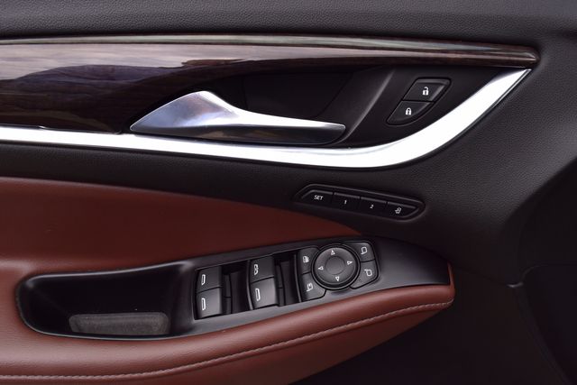 2019 BUICK ENCLAVE AVENIR 5GAEVCKW2KJ258013