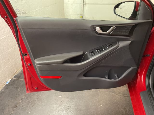 2019 HYUNDAI IONIQ BLUE KMHC65LC1KU175704