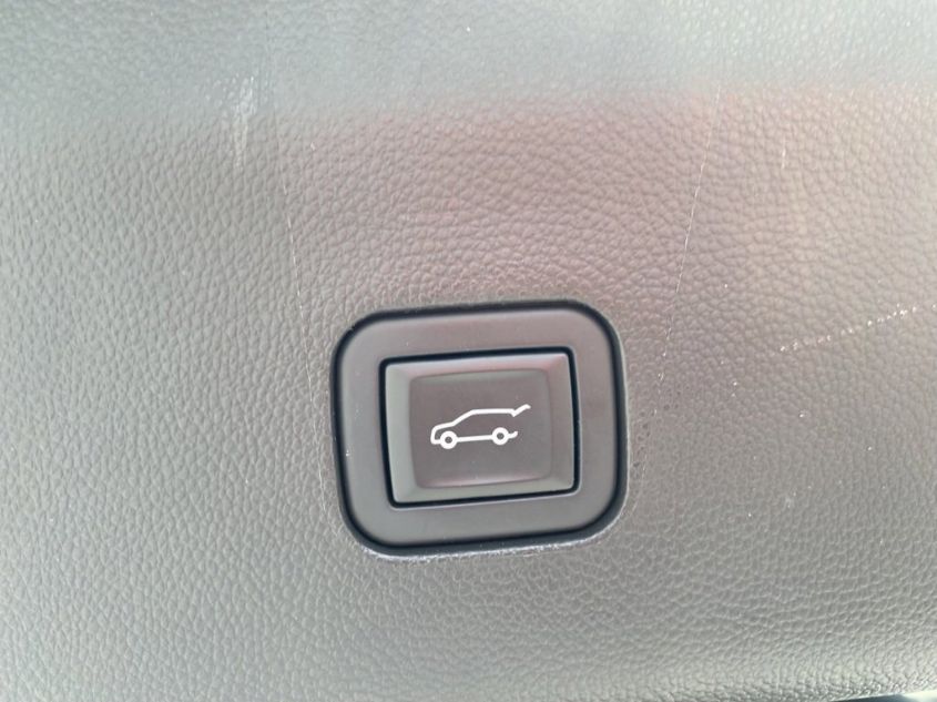 2021 BUICK ENCLAVE ESSENCE 5GAERBKW5MJ197323