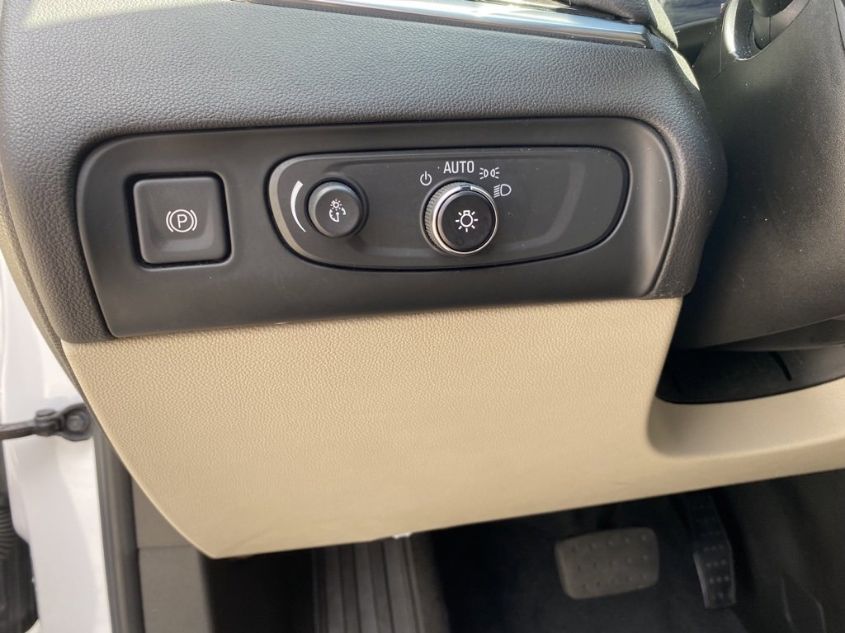 2021 BUICK ENCLAVE ESSENCE 5GAERBKW5MJ197323