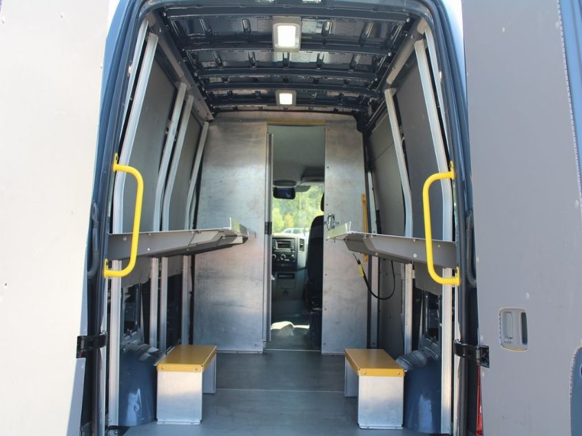 2018 MERCEDES-BENZ SPRINTER CARGO VAN WD3PE7CD1JP645122