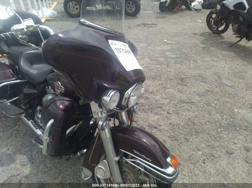2007 HARLEY-DAVIDSON FLHTCUI 1HD1FC4197Y636742