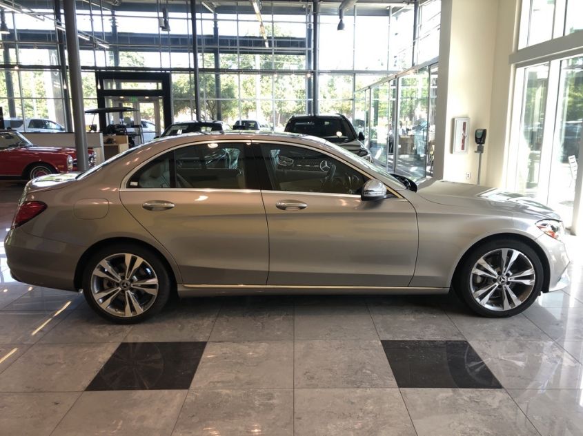 2019 MERCEDES-BENZ C 300 55SWF8DBXKU311912